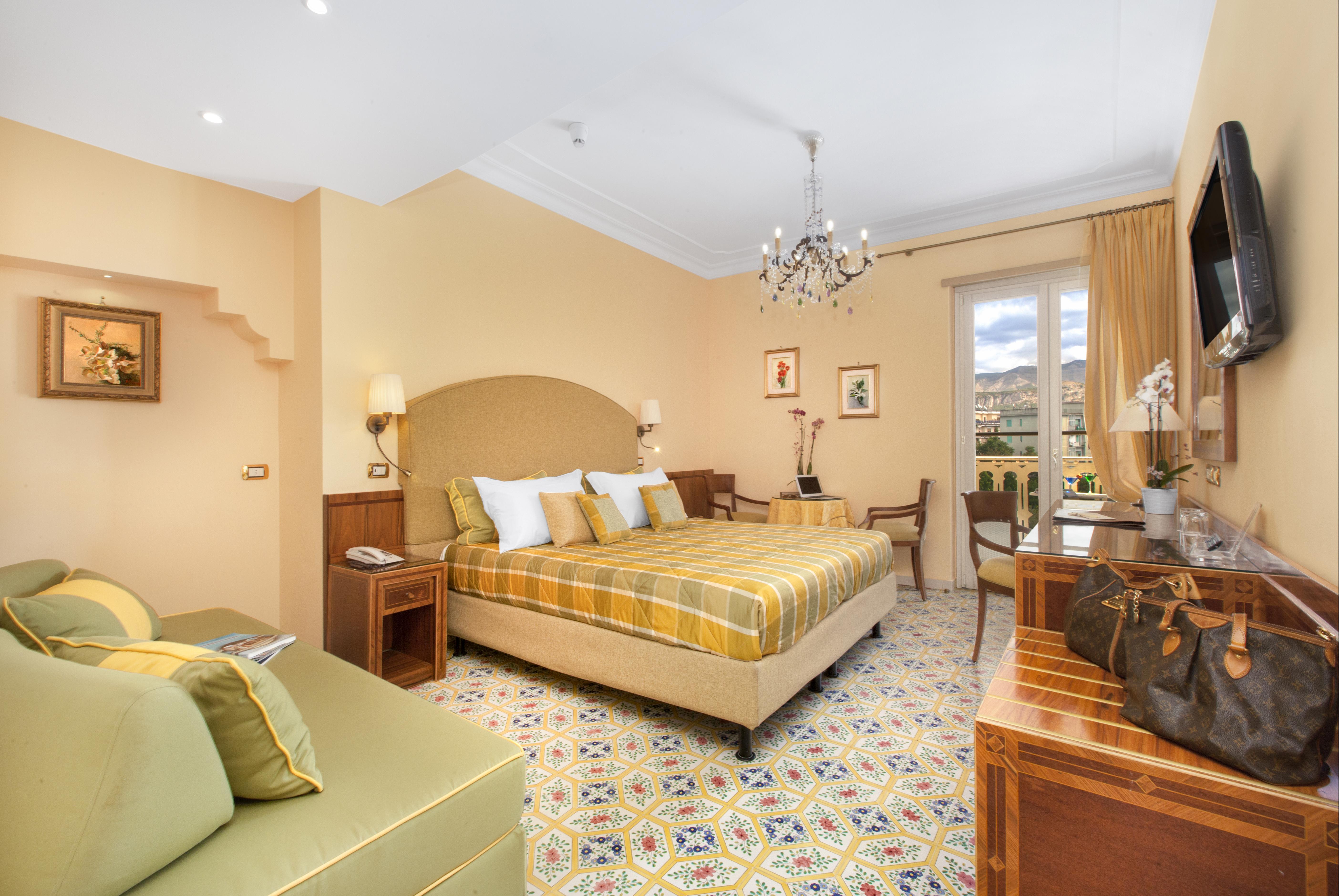 Hotel Antiche Mura Sorrento Esterno foto