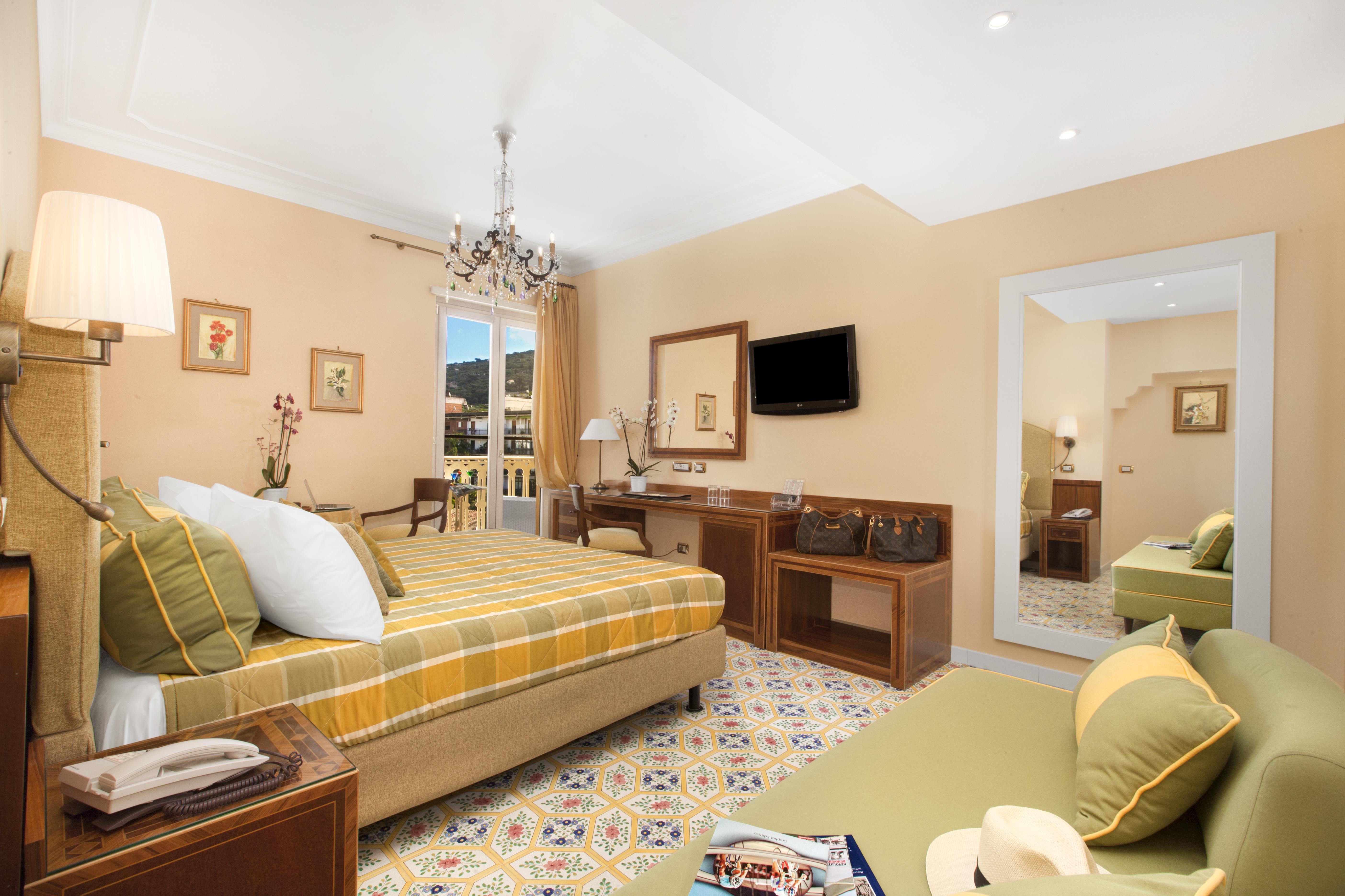 Hotel Antiche Mura Sorrento Esterno foto