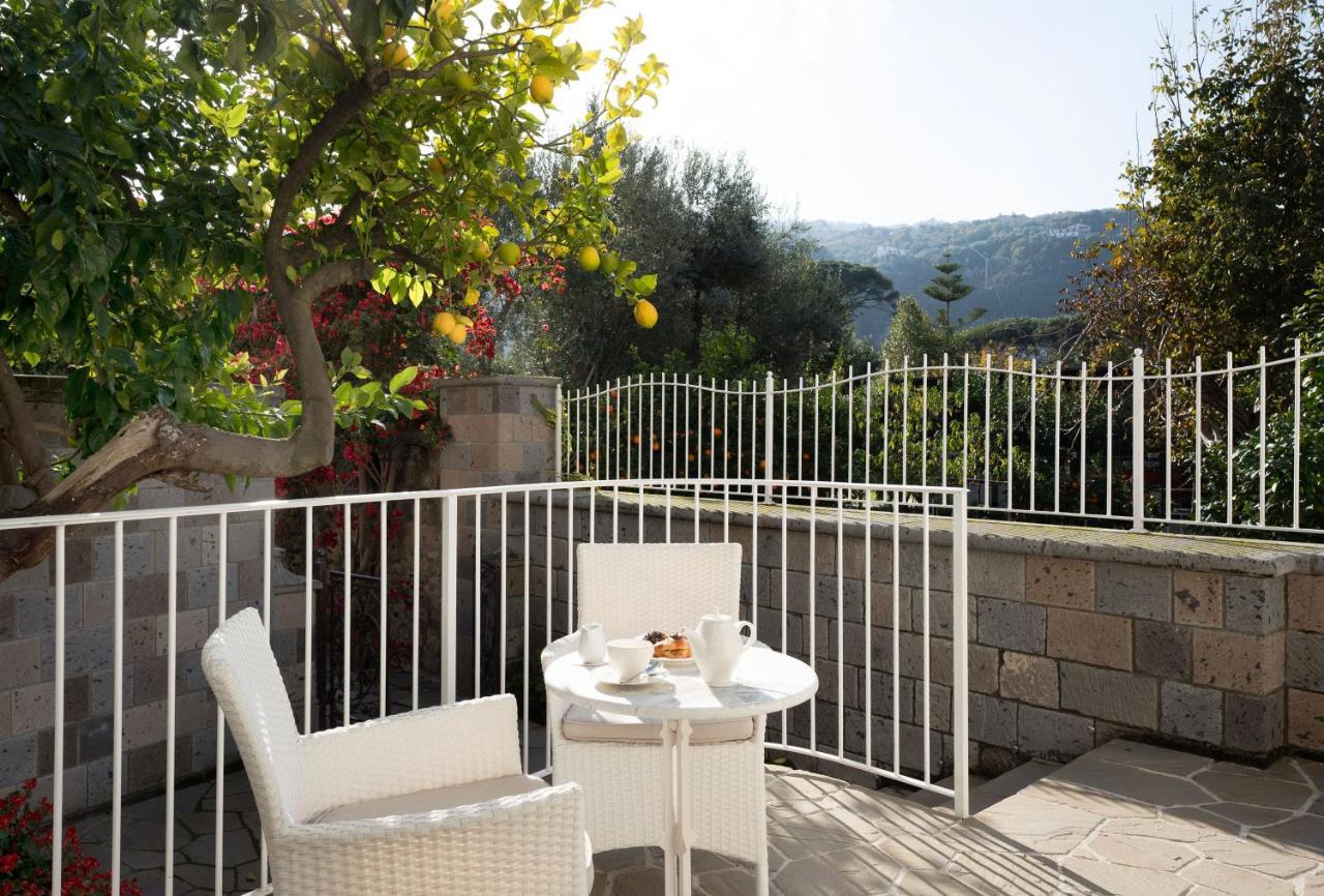 Hotel Antiche Mura Sorrento Esterno foto