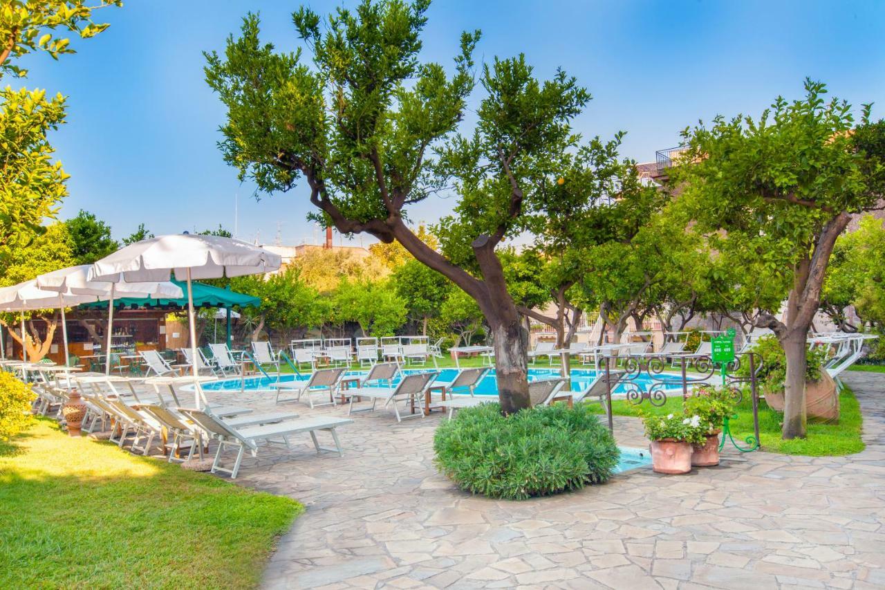 Hotel Antiche Mura Sorrento Esterno foto