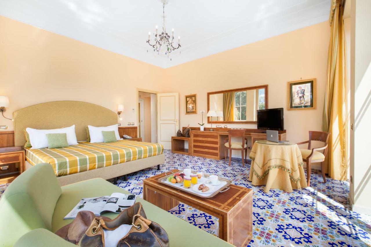 Hotel Antiche Mura Sorrento Esterno foto