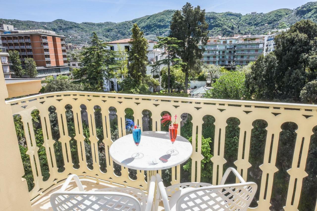 Hotel Antiche Mura Sorrento Esterno foto